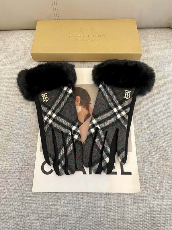 Burberry Gloves hm11
